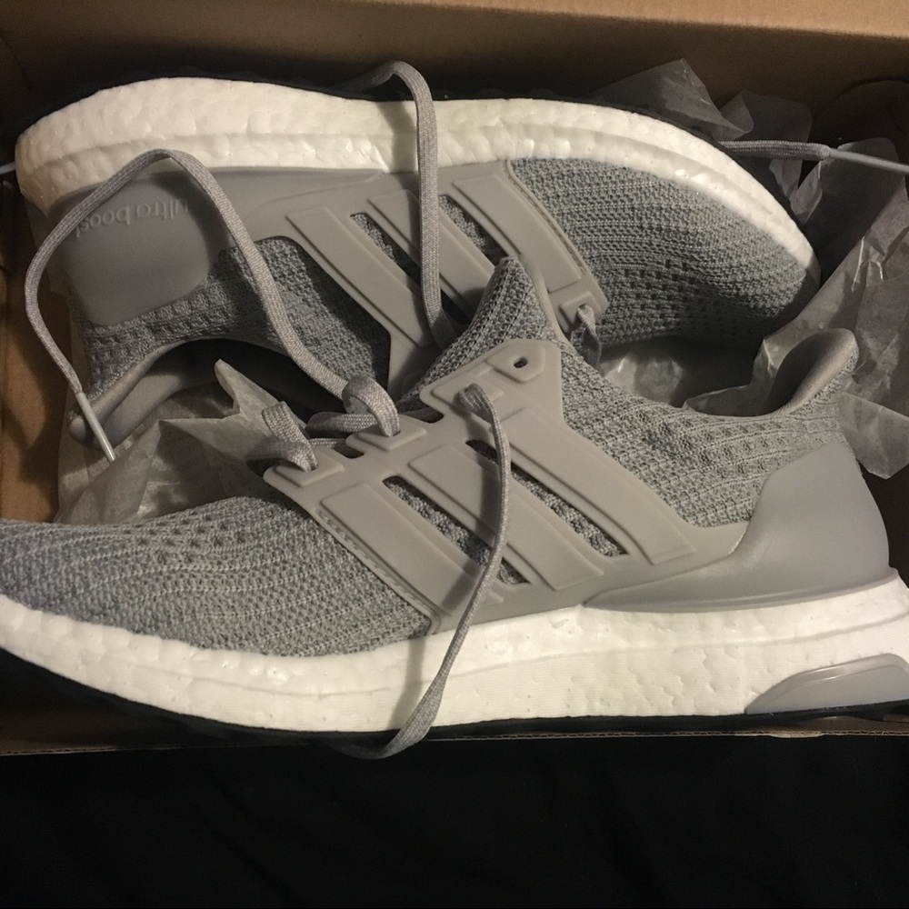 ULTRA BOOST NEW